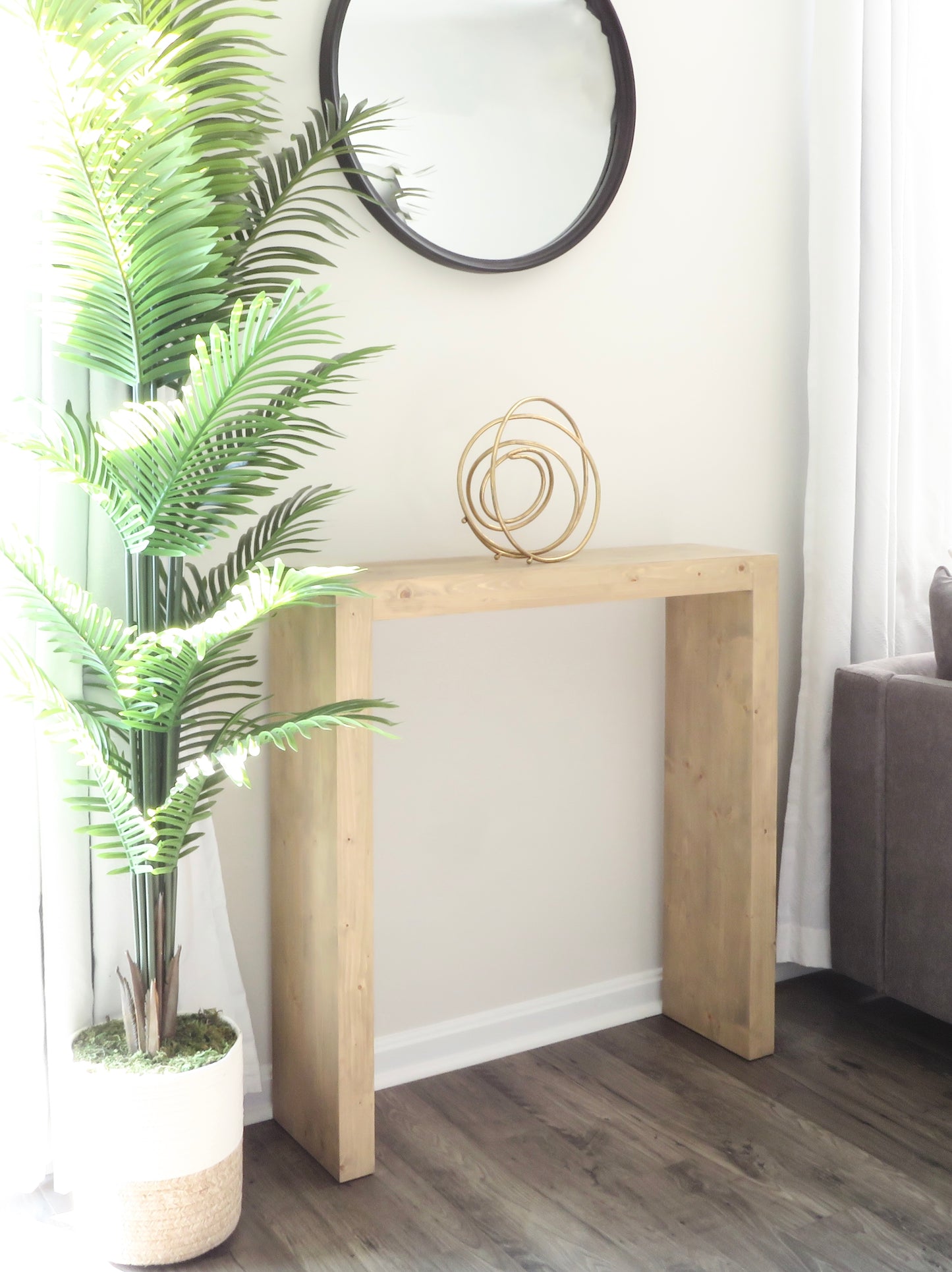 Aspire Console Table